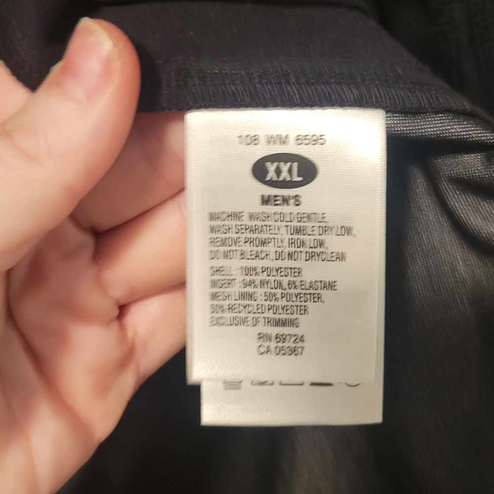 Columbia Titanum HighTail Black Windbreaker - Picture 9 of 15